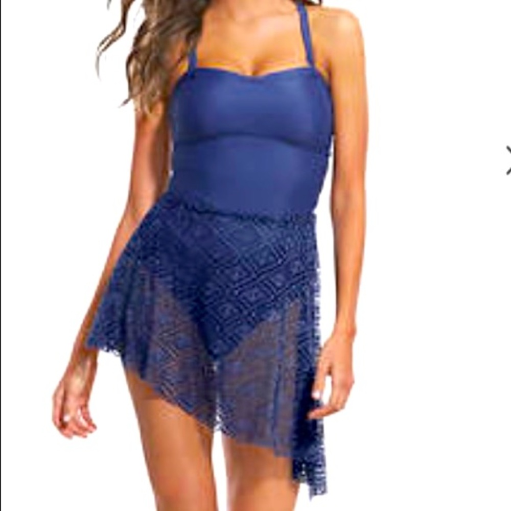 One piece Skirted Swimsuit
